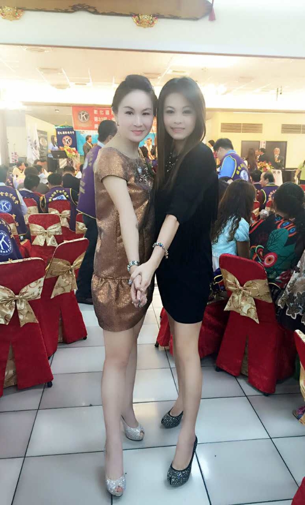 29天清一百吨垃圾，正妹靓机绚丽环岛行