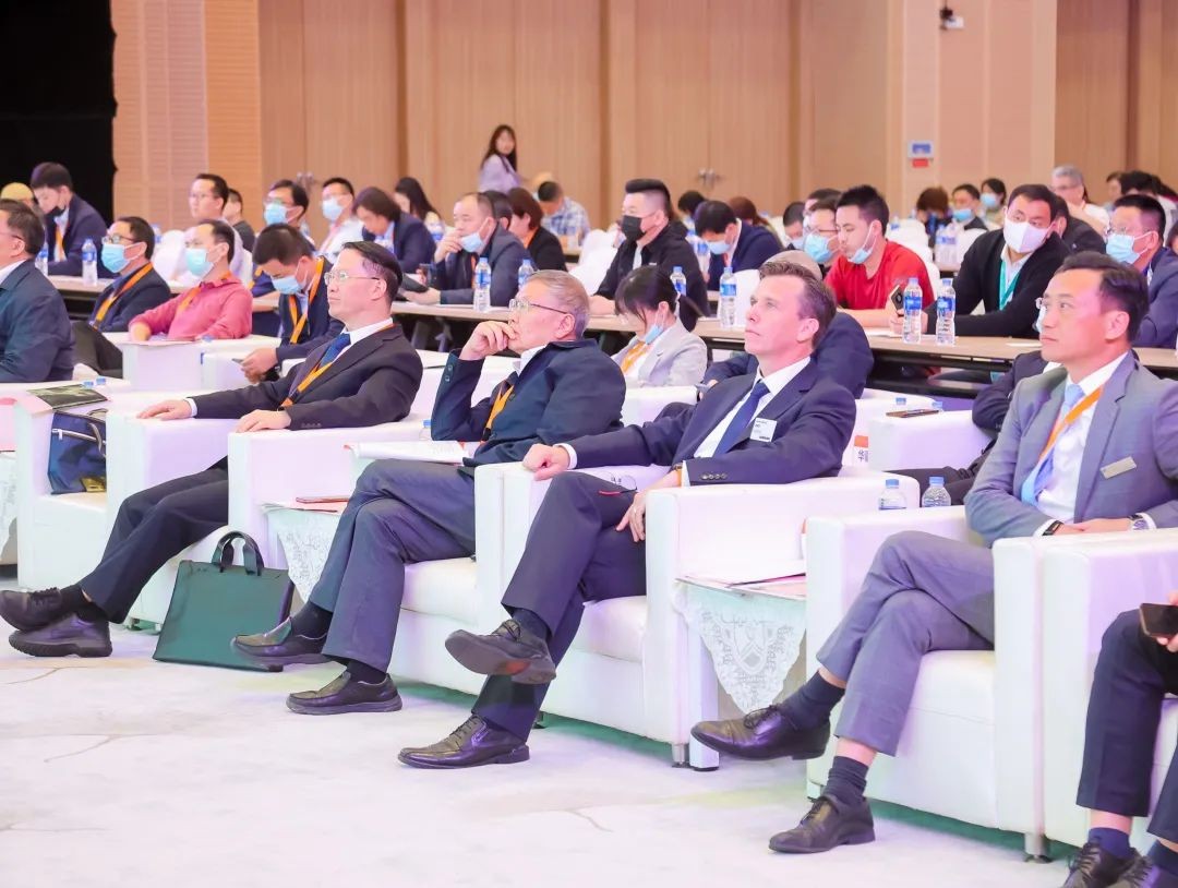 何清华出席长沙国际工程机械产业链发展峰会，走“双循环”道路关键在于“要做好自己的事情”