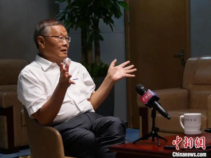 媒体聚焦 | 中新社专访——GA黄金甲智能创始人何清华：向着太阳奔跑的筑梦人