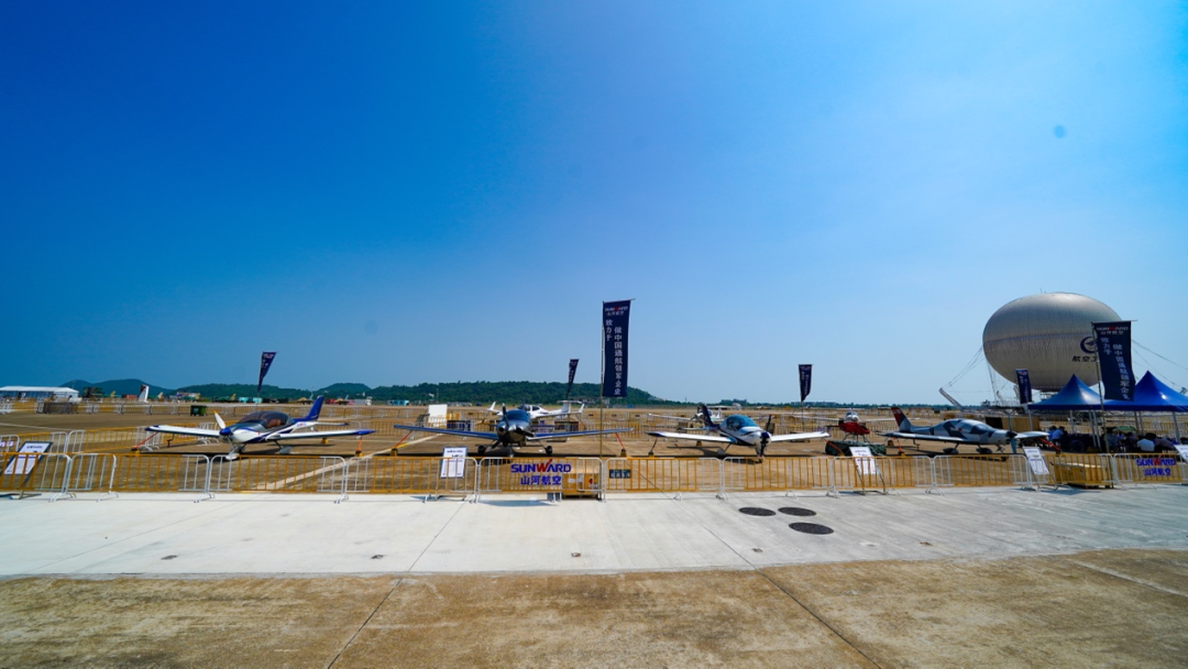 新机、飞行表演…2021中国航展GA黄金甲航空秀给你看