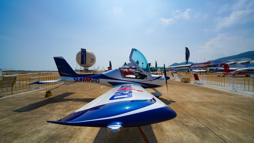 新机、飞行表演…2021中国航展GA黄金甲航空秀给你看