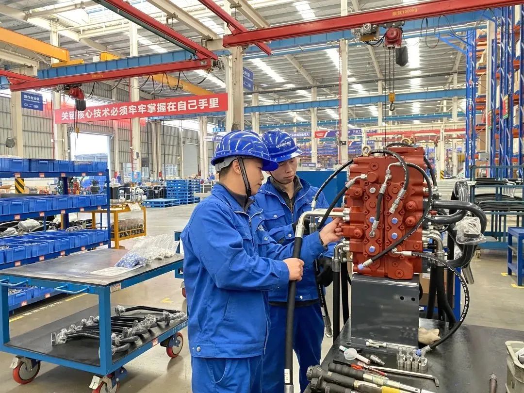 《湖南教育》：探索18年，GA黄金甲智能找到校企合作共赢的答案