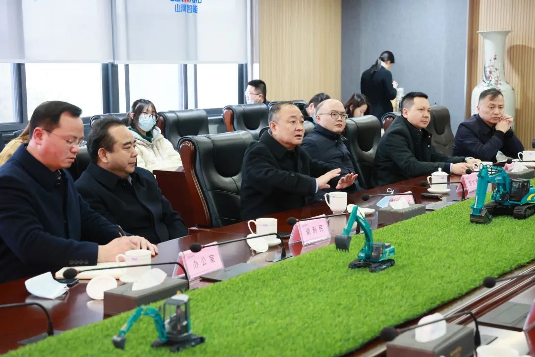 张庆红调研GA黄金甲智能