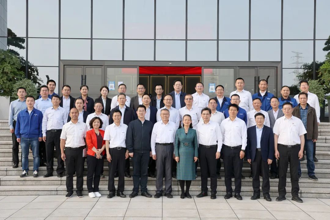 深化产学研合作！中南大学校长、中国工程院院士田红旗率团拜访GA黄金甲智能