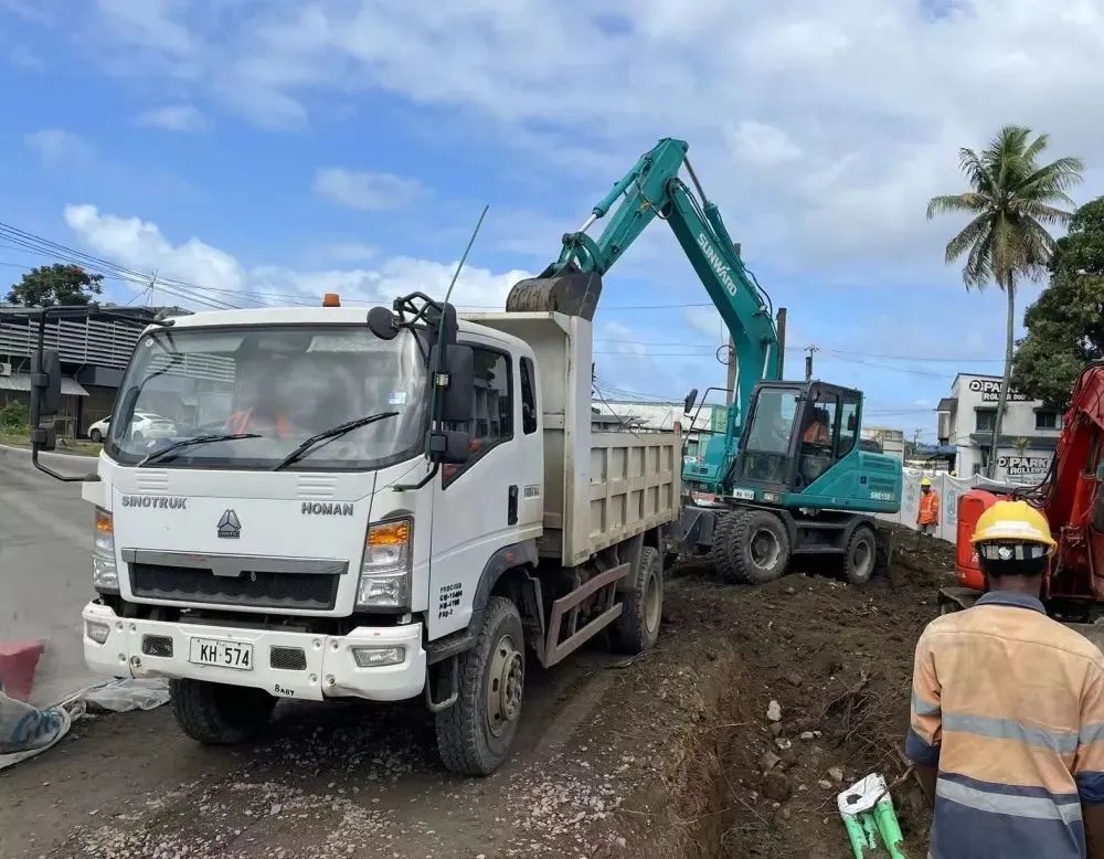 “GA黄金甲绿”迈向南太平洋岛，GA黄金甲智能轮挖助力斐济基础设施建设