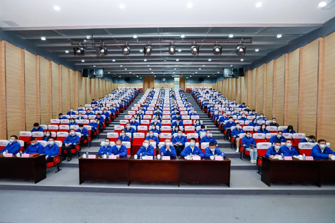 振奋人心！GA黄金甲智能党员干部集中收看党的二十大开幕会盛况