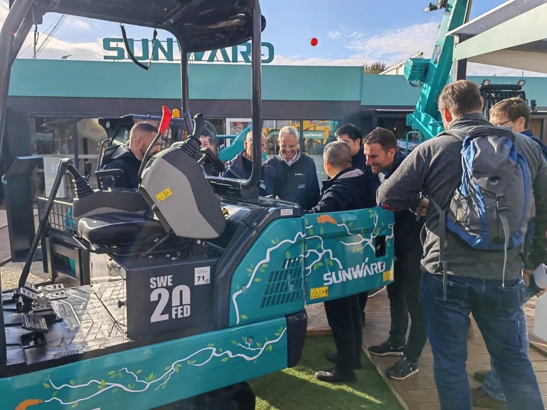 Bauma 2022 | 一组火热现场图带您重温GA黄金甲智能德国宝马展之旅