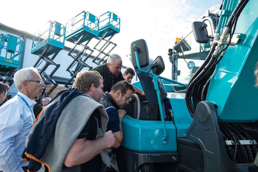 Bauma 2022 | 一组火热现场图带您重温GA黄金甲智能德国宝马展之旅