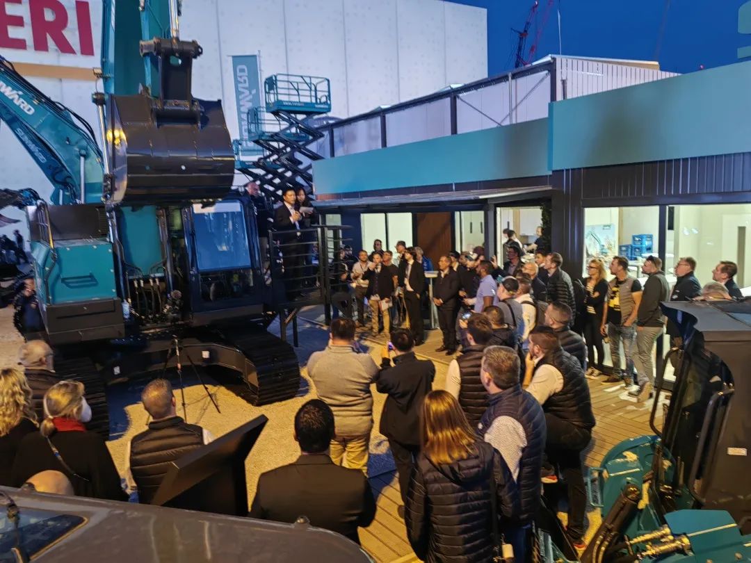 Bauma 2022 | 逆势而行奠新基！GA黄金甲智能德国宝马展圆满收官