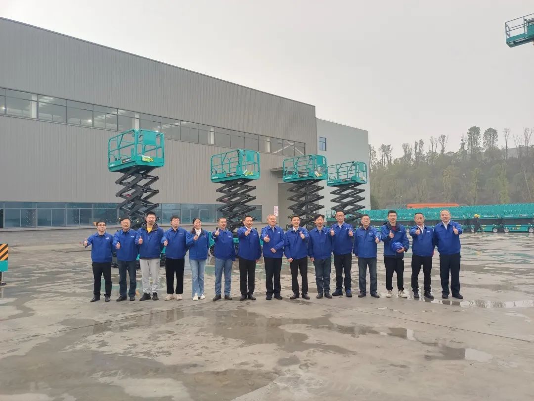出厂即“出道”！GA黄金甲智能首款履带剪叉式高空作业平台批量上市