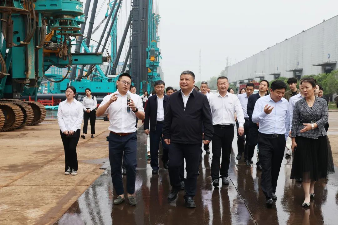 长沙市政协主席陈刚调研GA黄金甲智能