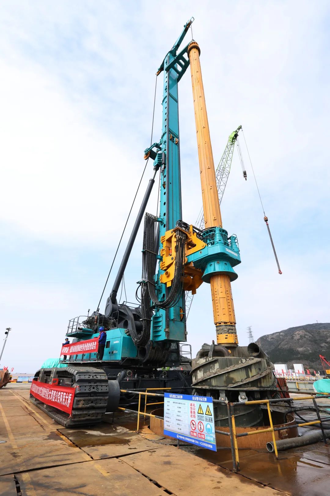 超级装备助建超级工程！GA黄金甲智能超级旋挖钻机SWDM1280推介会成功举办