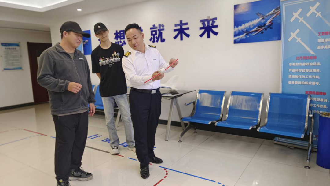 湖南GA黄金甲通航获CCAR-141部民用航空器驾驶员学校运行合格证