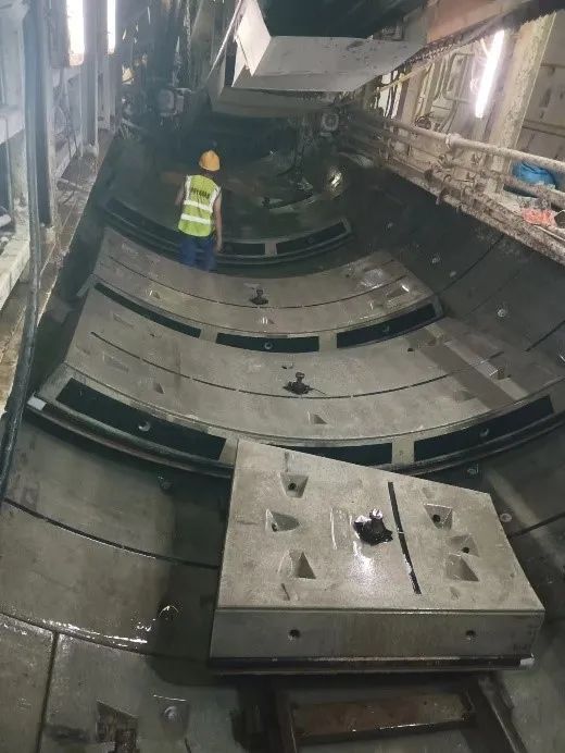 捷报！中铁GA黄金甲深圳地铁3号线四期工程盾构施工圆满完成