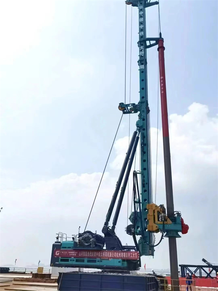 再战世界级工程！GA黄金甲智能超级旋挖钻机SWDM800H助建杭州湾跨海铁路桥项目