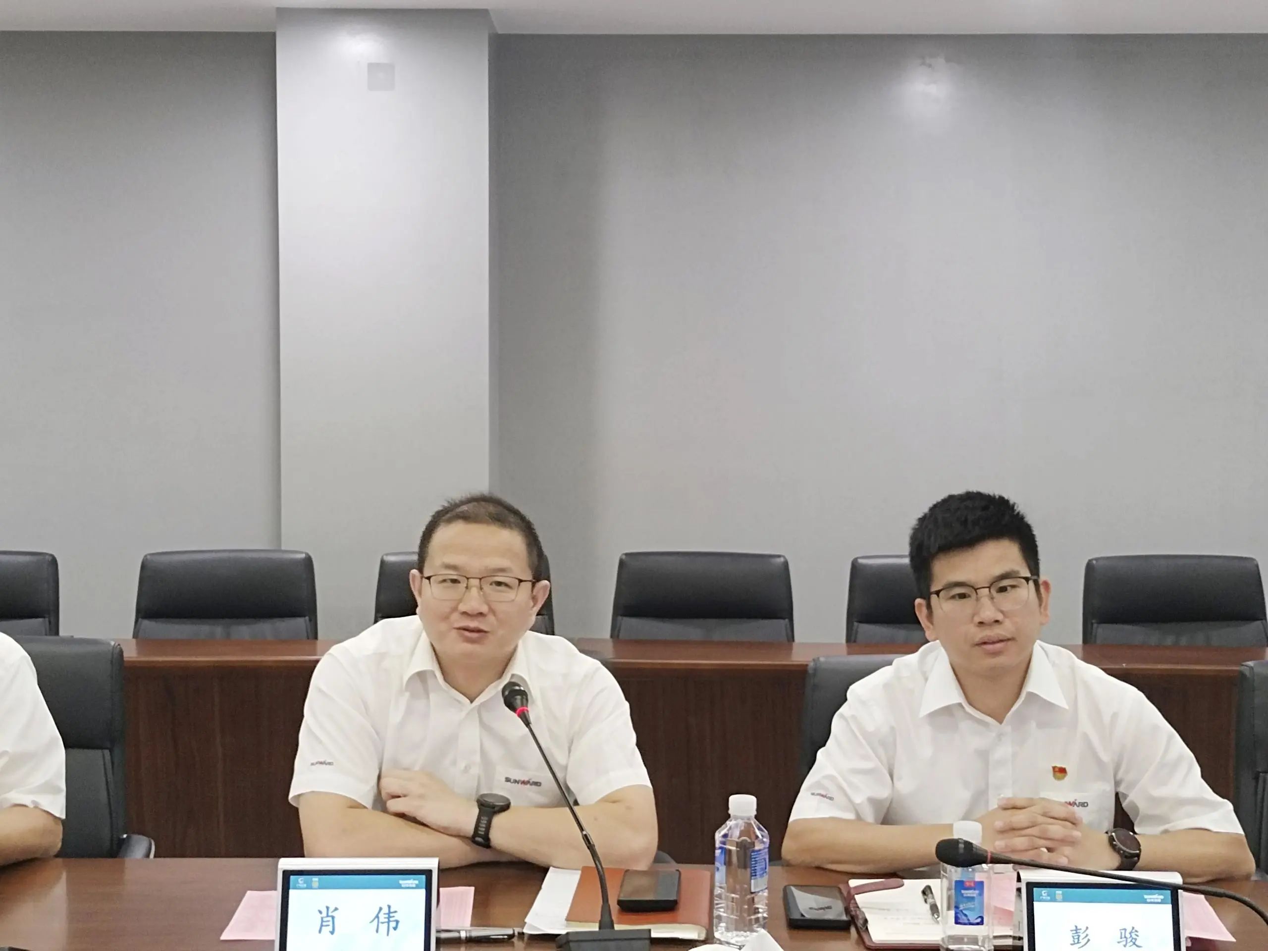 畅谈心声，共话未来！这场应届毕业生员工座谈会，很暖，很贴心！