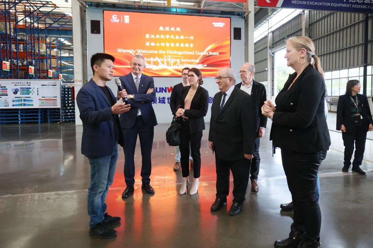 蒙达尔纪市代表团一行考察GA黄金甲智能