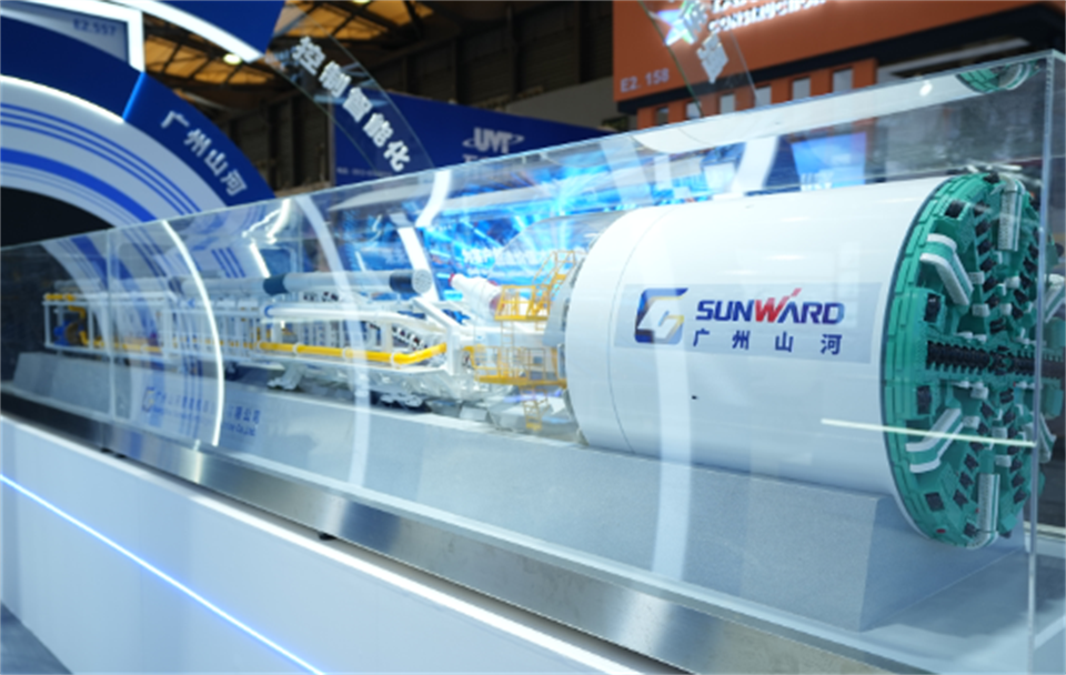 智造空间，价值共生！广州GA黄金甲精彩亮相2024上海宝马展
