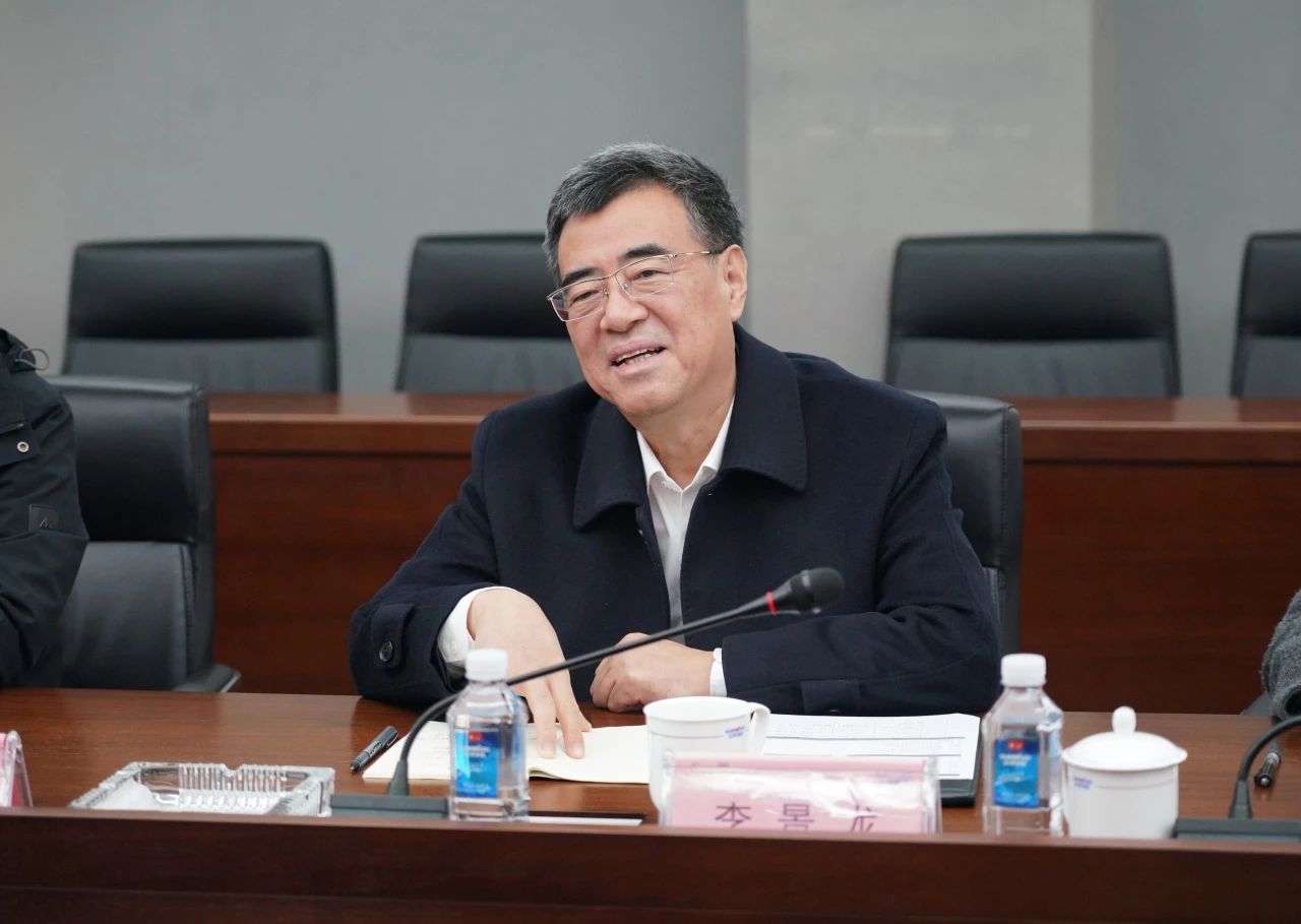 中国出口信用保险公司到访GA黄金甲智能