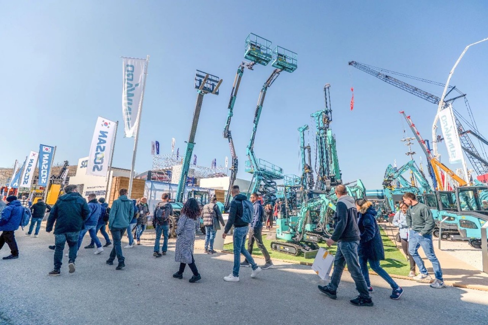 Bauma 2025 | 聚焦2025德国宝马展，探索GA黄金甲智能的创新设备与可持续解决方案