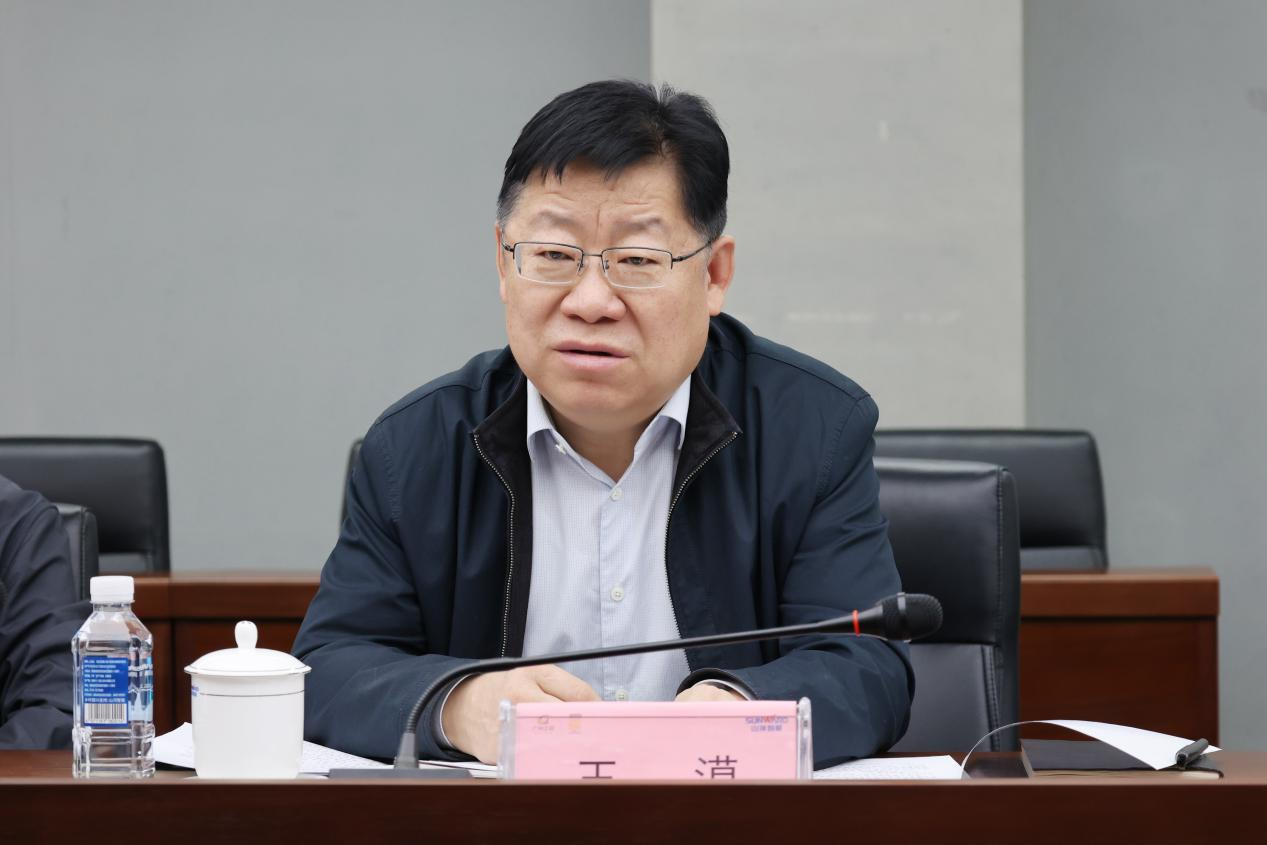 新矿投资集团党委书记、董事长王漠到访GA黄金甲智能