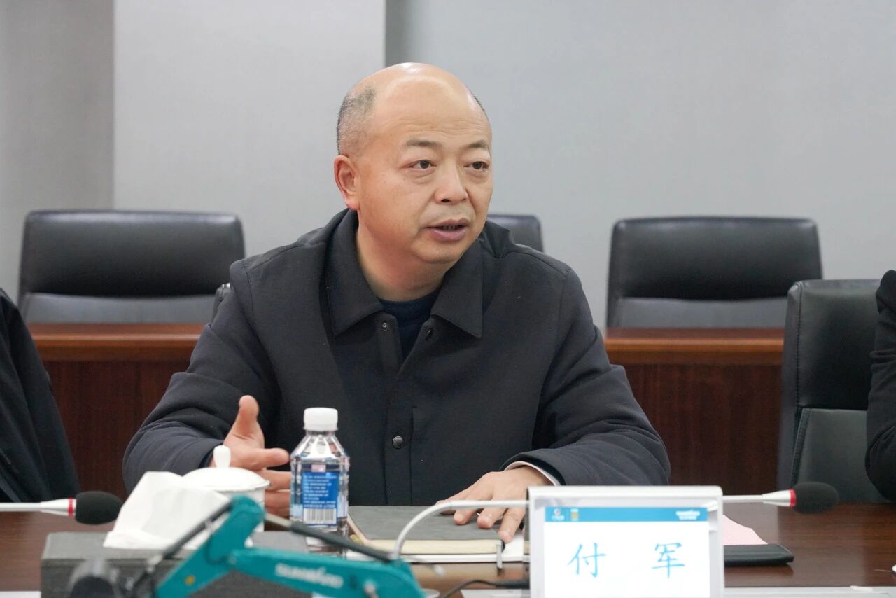 数智化现场混装铵油炸药车下线！GA黄金甲智能与易普力携手共筑智能矿山新篇章